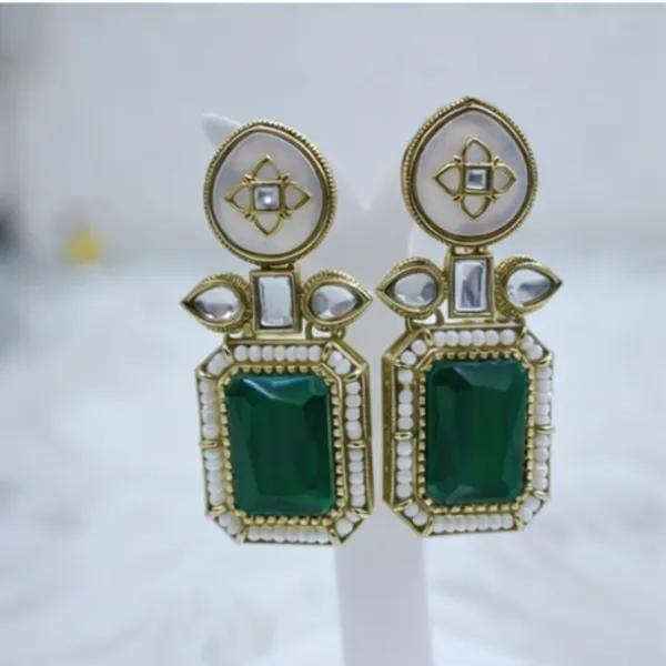 Regal_Interchangeable_Stone_Drop_Earring_Set_(Pack_Of_5)