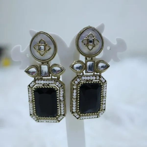 Regal_Interchangeable_Stone_Drop_Earring_Set_(Pack_Of_5)
