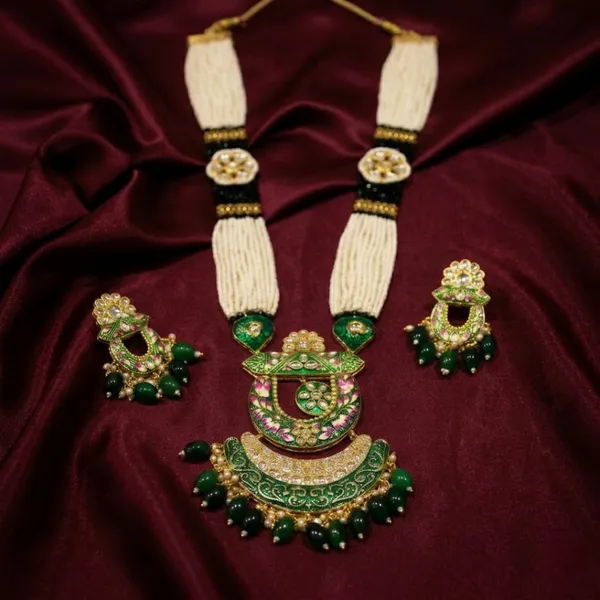 Vibrant_Emerald_Meenakari_Artisan_Mala_Set