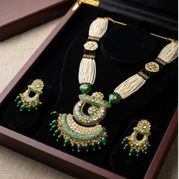 Vibrant_Emerald_Meenakari_Artisan_Mala_Set