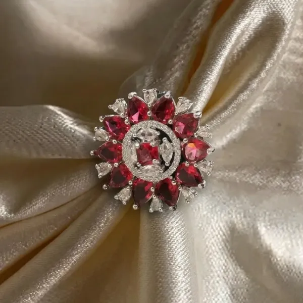 Ruby_Radiance_Sunburst_Cocktail_Ring