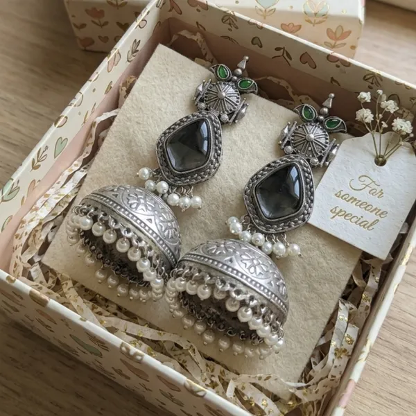 Onyx_&_Emerald_Statement_Earrings