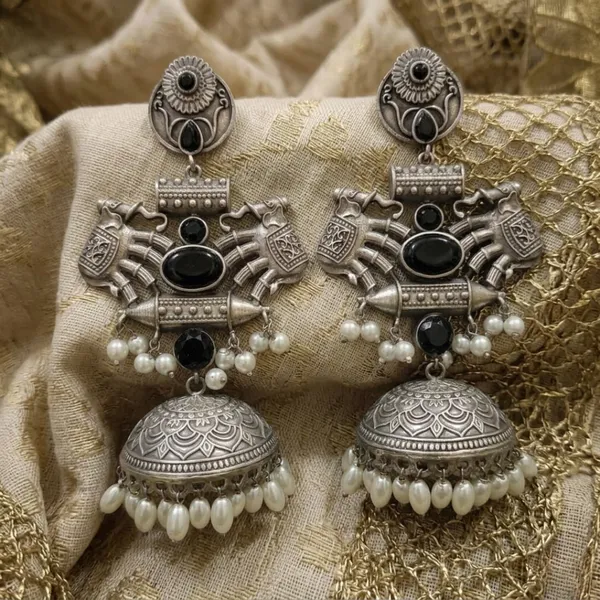 Vintage_Noir_Elephant_Jhumkas