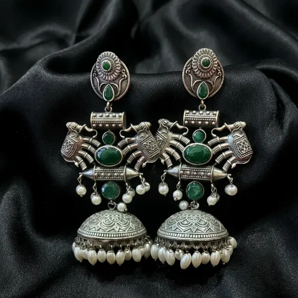 Gajraj_Emerald_&_Pearl_Oxidized_Silver_Jhumkas