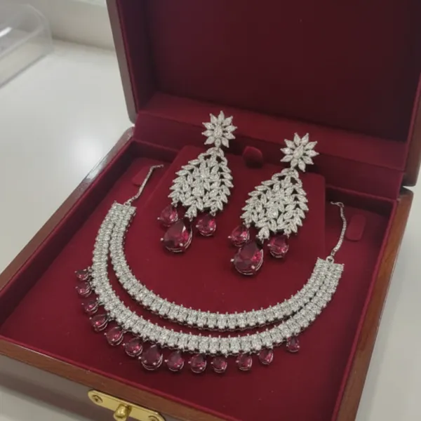 The_Ruby_Royale_Diamond_Set