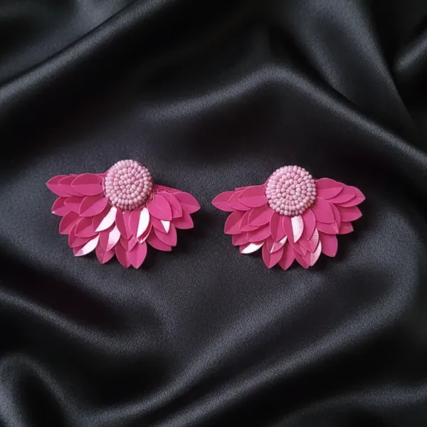 Radiant_Rose_Petal_Studs