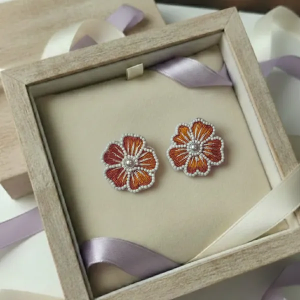 Rust_Bloom_Studs