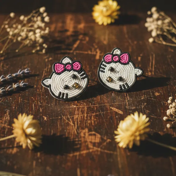 Whimsical_Kitty_Beaded_Studs