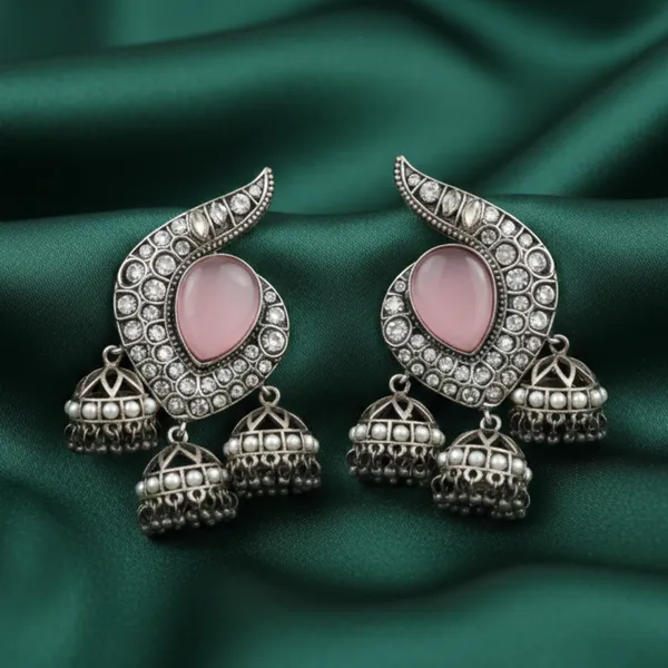 Vintage_Rose_Oxidized_Jhumka_Earrings