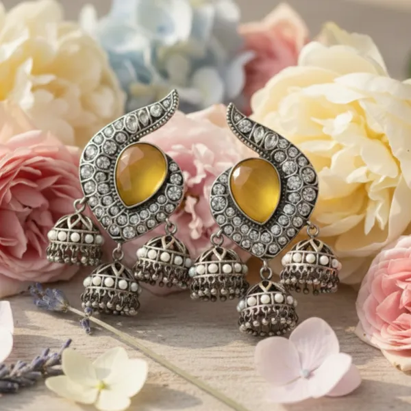 Sunlit_Crescent_Oxidized_Jhumka_Earrings