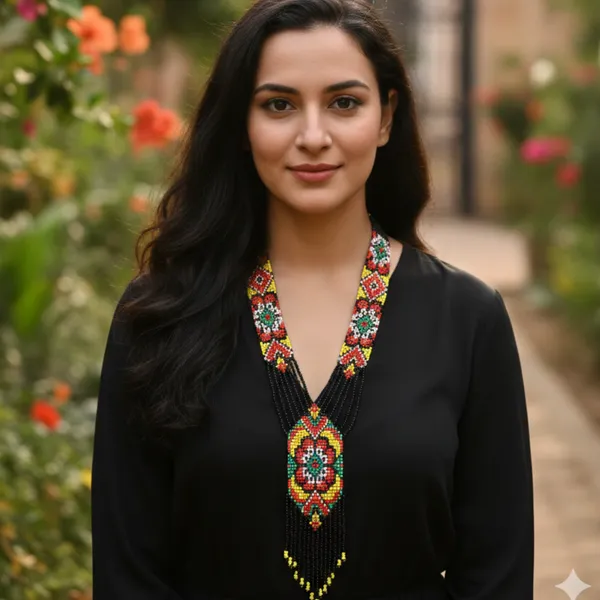Midnight_Bloom_Beaded_Necklace