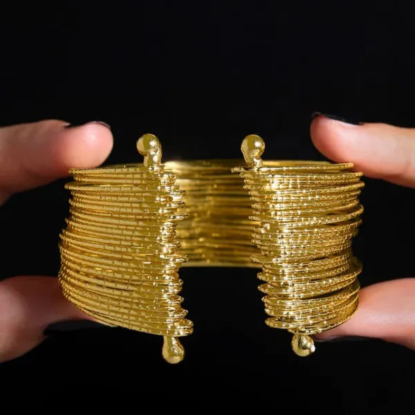 Radiant_Weave_Gold_Cuff_Bracelet