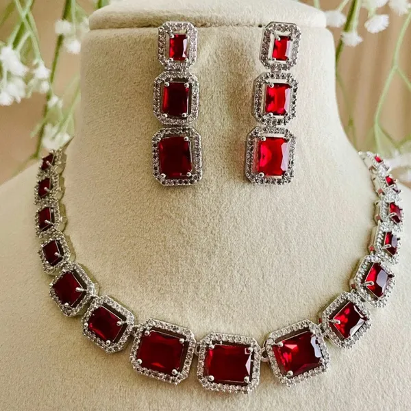 Luxury_Statement_Jewelry-Necklace_&_Earrings