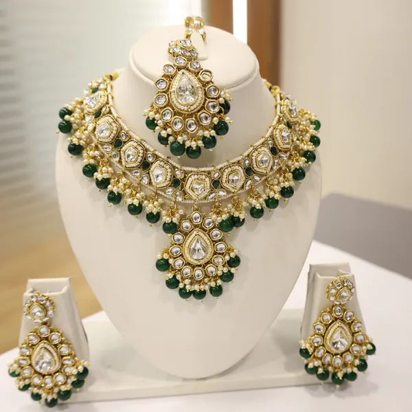 Emerald_Rajwadi_Bridal_Necklace_Set