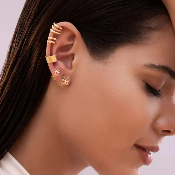 Aurora_Luxe_Multi-Layer_Ear_Cuff_&_Stud_Set_-_Je101