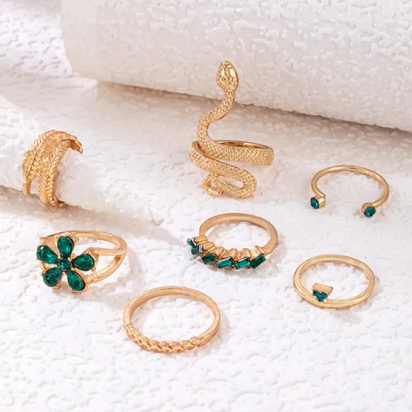 Emerald_And_Gold_Snake_Ring_Set_-_Jr102