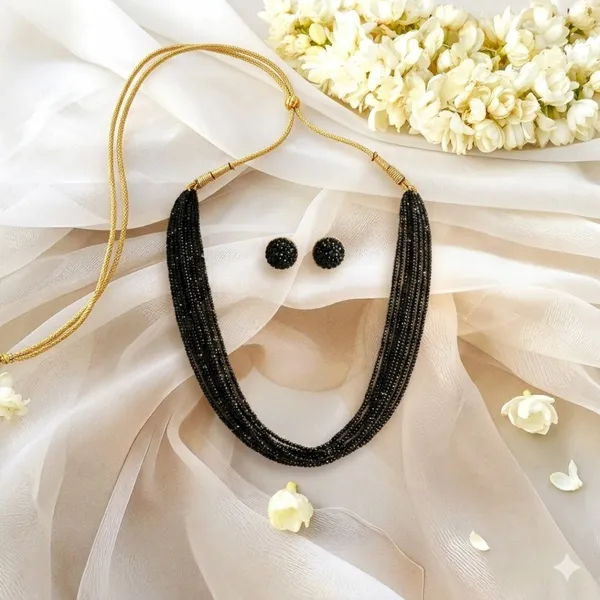 Midnight_Elegance_Black_Beaded_Necklace_Set