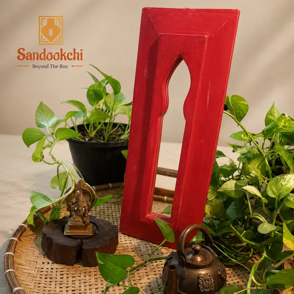 Wood_Traditional_Detail_Red_Arch_Frame