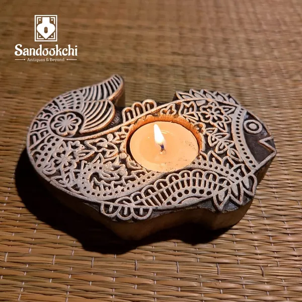 Wood_Traditional_Fish_Shaped_Tealight_Candle_Holder