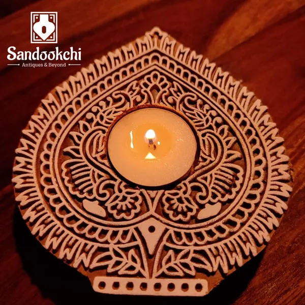 Wood_Traditional_Floral_Paisley_Carved_Candle_Holder