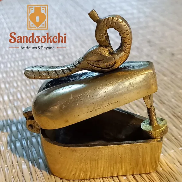 Brass_Antique_Peacock_Motif_Trinket_Box