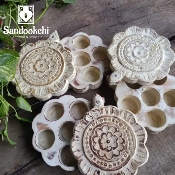 Wood_Traditional_Floral_Carved_Decorative_Palette