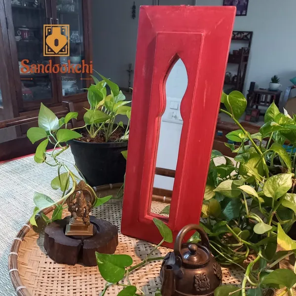 Wood_Traditional_Detail_Red_Arch_Frame