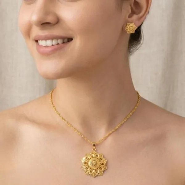 Gold_Plated_Floral_Pendant_Necklace_Stud_Earrings_Set_For_Women