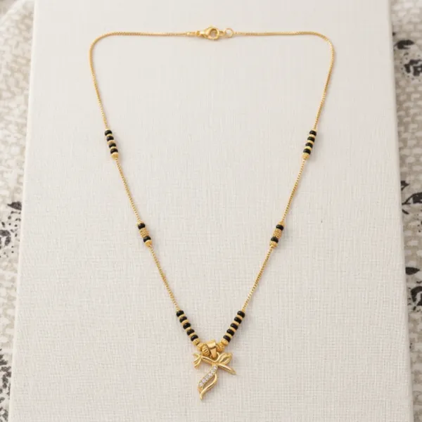Gold_Plated_Minimal_Single_Strand_Mangalsutra_For_Women