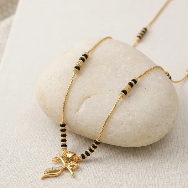 Gold_Plated_Minimal_Single_Strand_Mangalsutra_For_Women