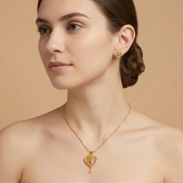Gold_Plated_Ruby_Stone_Heart_Pendant_Necklace_Earrings_Set_For_Women
