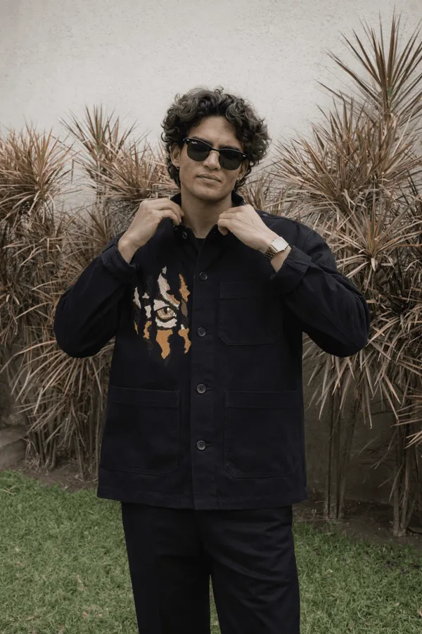 Black_Tiger_Embroidery_Shirt