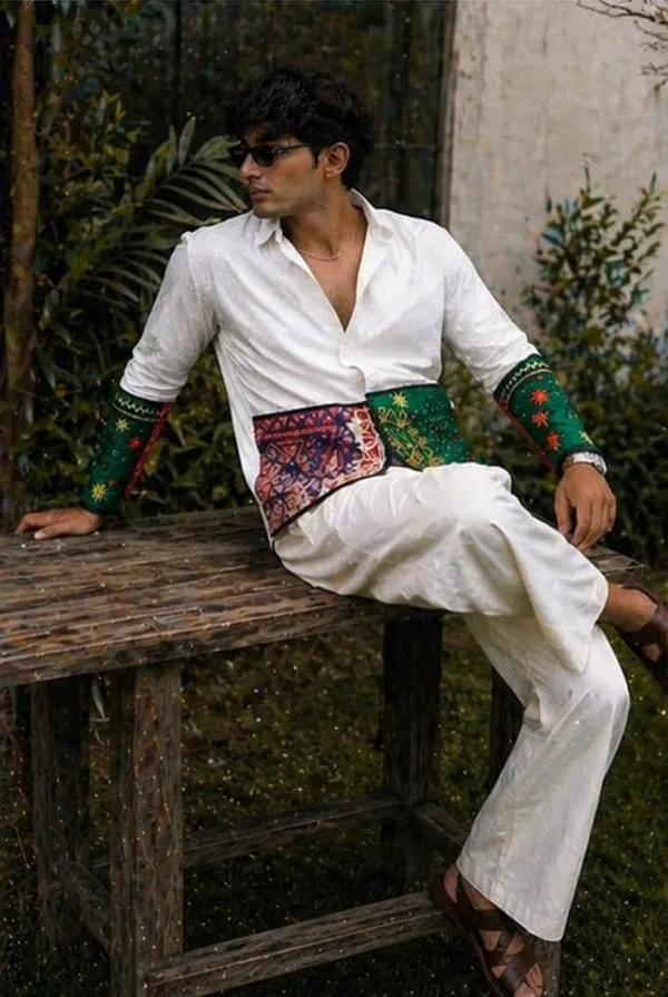 Kacchi_Work_White_Embroidery_Shirt