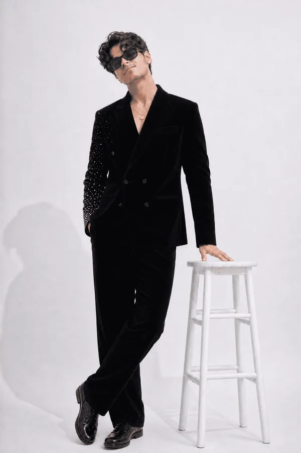 Black_Blazer