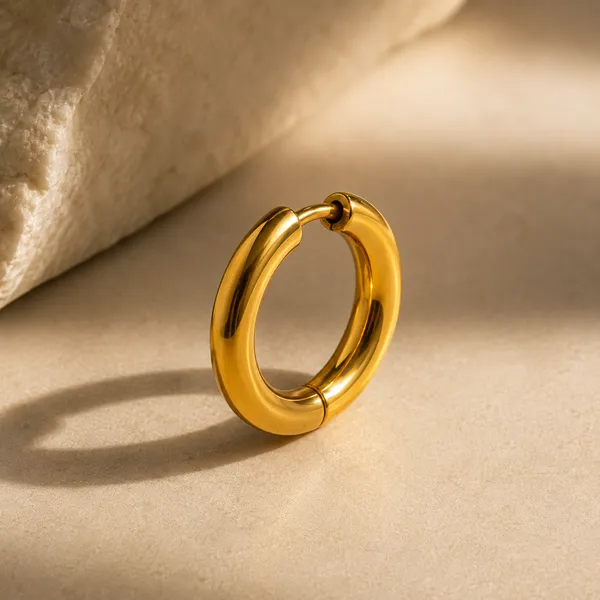 Aurelia_Gold_Huggie_Hoop_Earrings