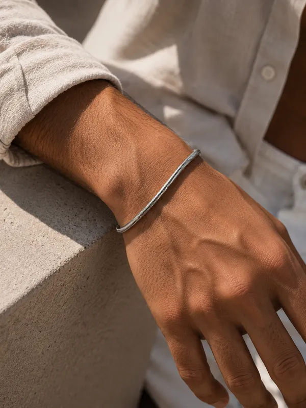 Auren_Silver_Minimalist_Bracelet