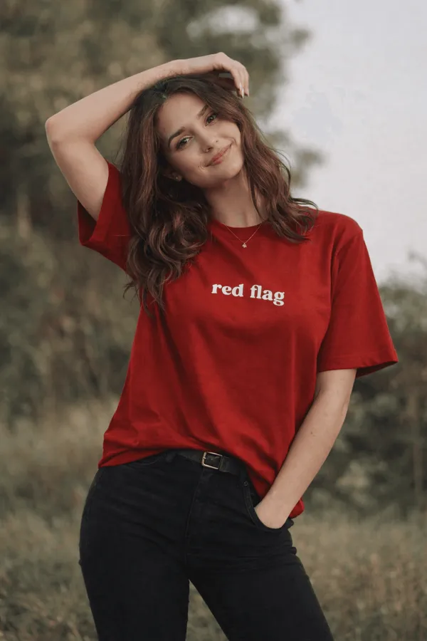 Red_Flag_Tee