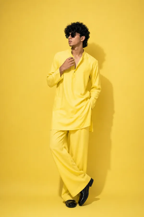 Men's_Sunshine_Yellow_Cotton_Kurta_Pajama_Set