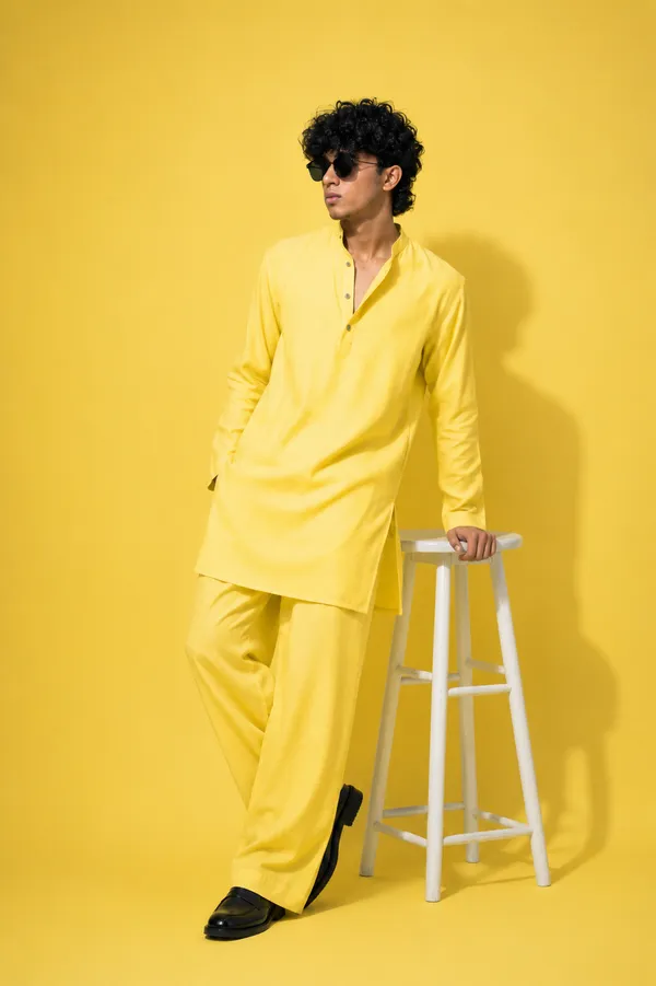 Men's_Sunshine_Yellow_Cotton_Kurta_Pajama_Set