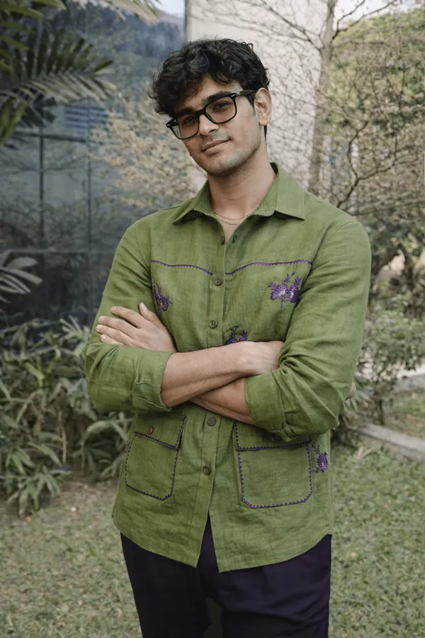 Green_Flower_Embroidery_Shirt