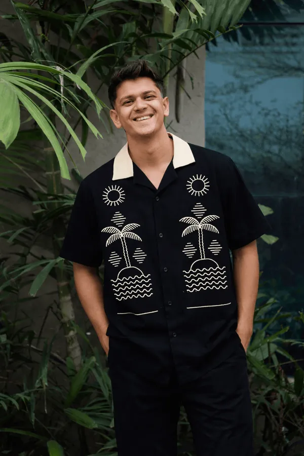 Customised_Black_Beach_Vibe_Shirt