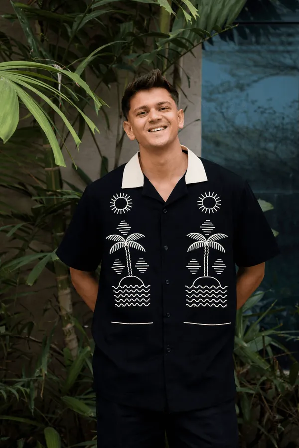 Customised_Black_Beach_Vibe_Shirt
