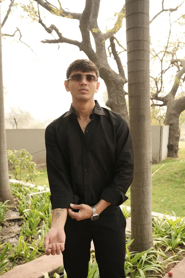 Lycra_Black_Shirt