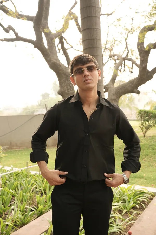 Lycra_Black_Shirt