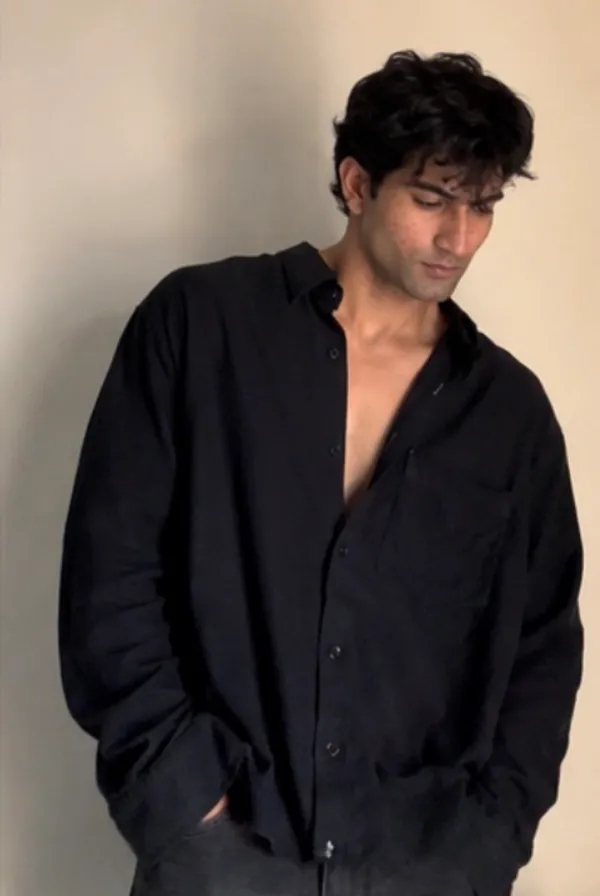 Black_chines_collar_shirt