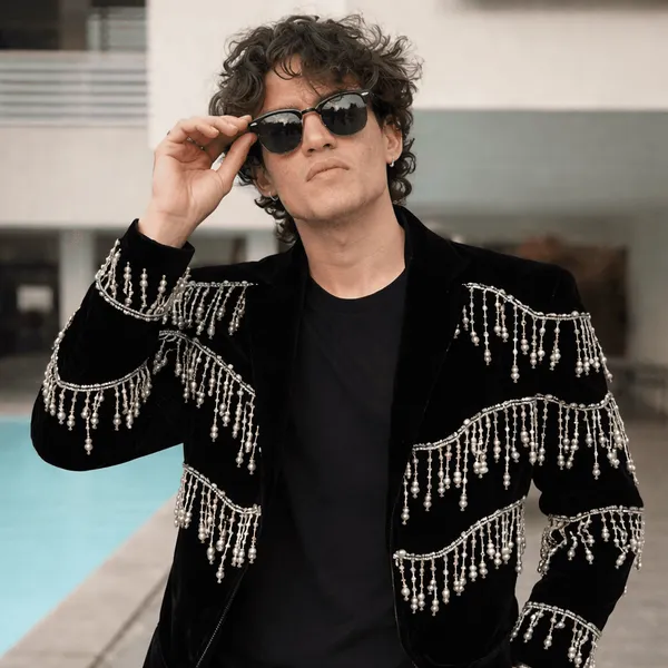 Black_Embroidery_Jacket