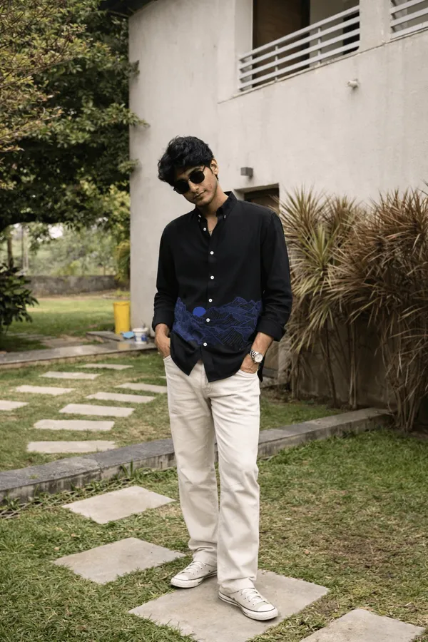 Black_Mountain_Embroidery_Shirt