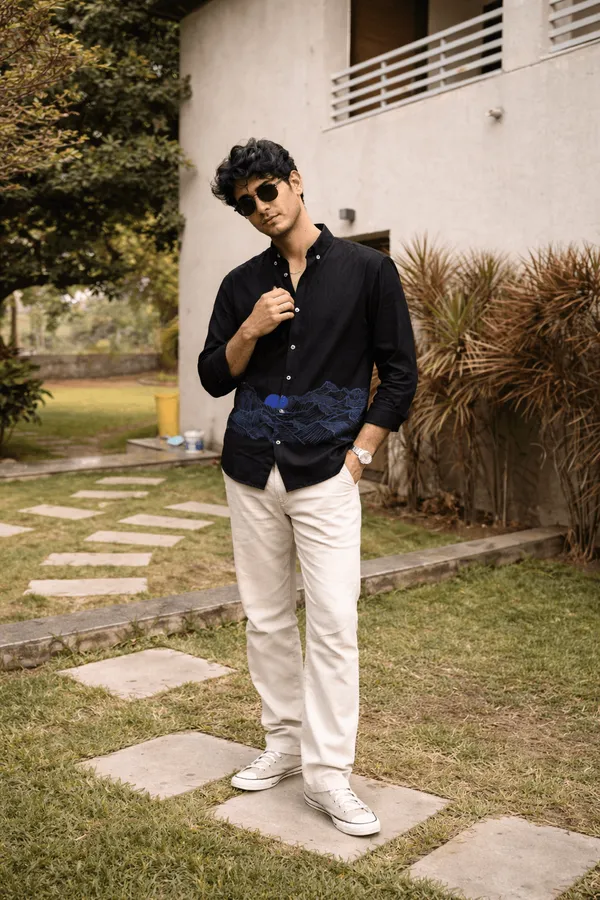 Black_Mountain_Embroidery_Shirt