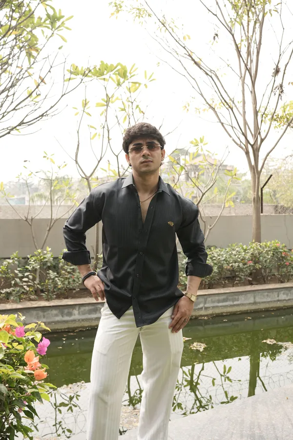Strip_Cotton_Black_Shirt