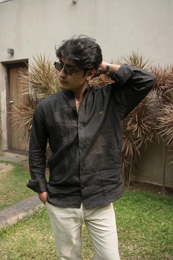 Linen_Black_Shirt